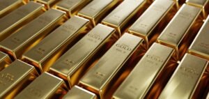 Read more about the article Gold Prices Hit Record ₹1 Lakh Per 10g in India Amid Global Market Volatility